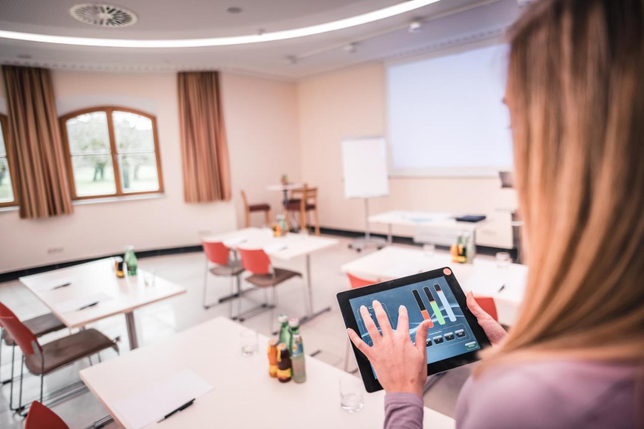 Das Salvator Iris Porsche Landhotel Friesach  Buitenkant foto