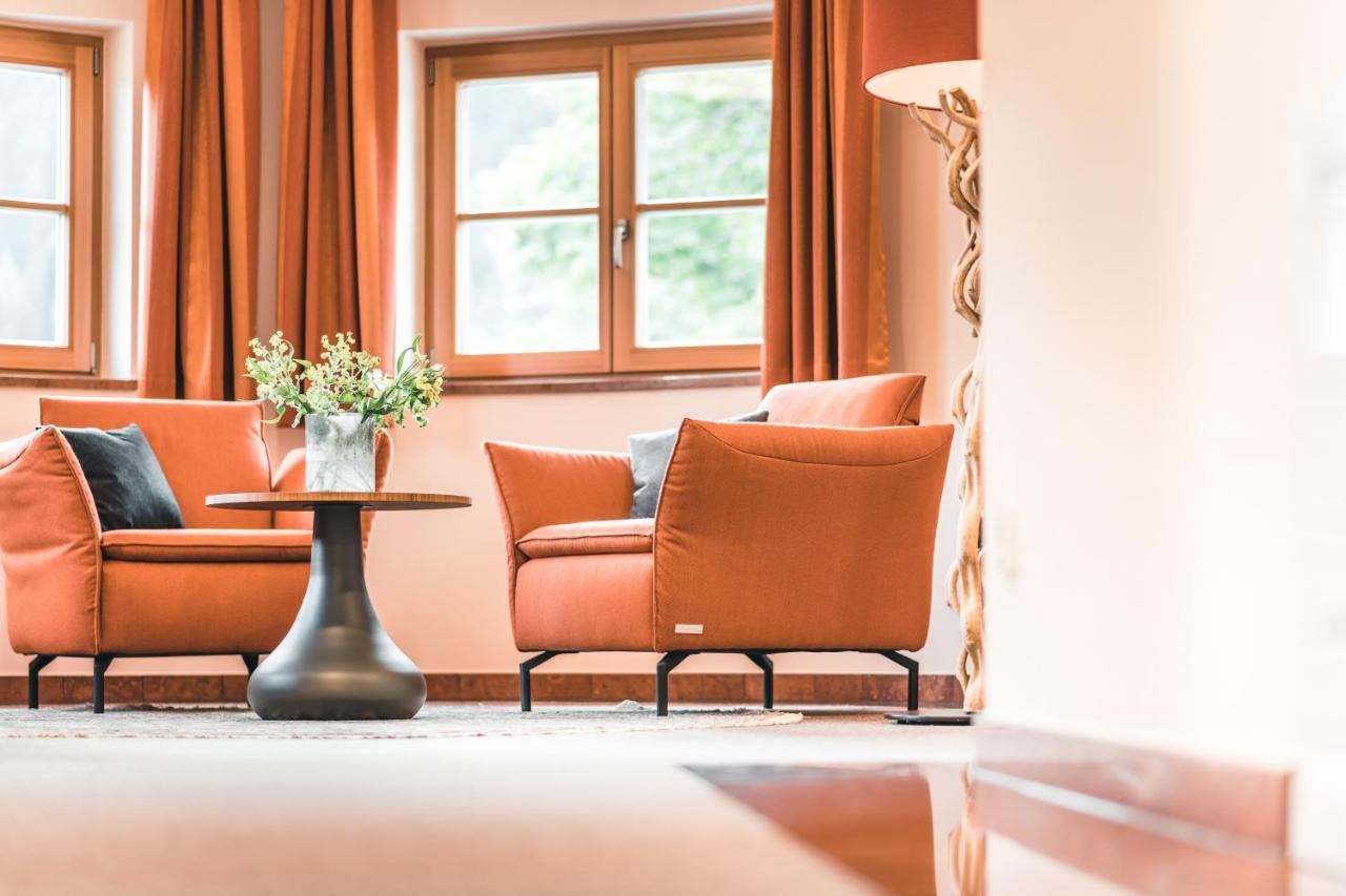 Das Salvator Iris Porsche Landhotel Friesach  Buitenkant foto