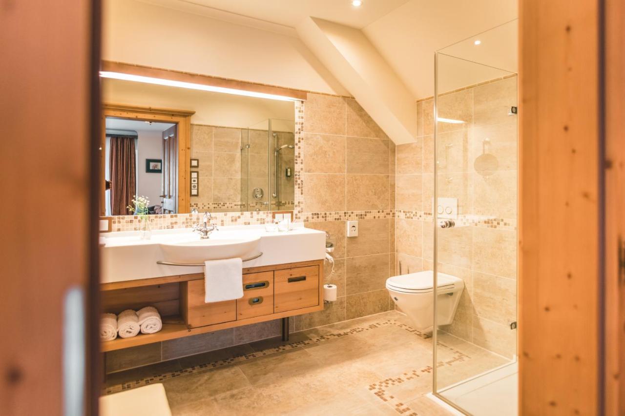 Das Salvator Iris Porsche Landhotel Friesach  Buitenkant foto