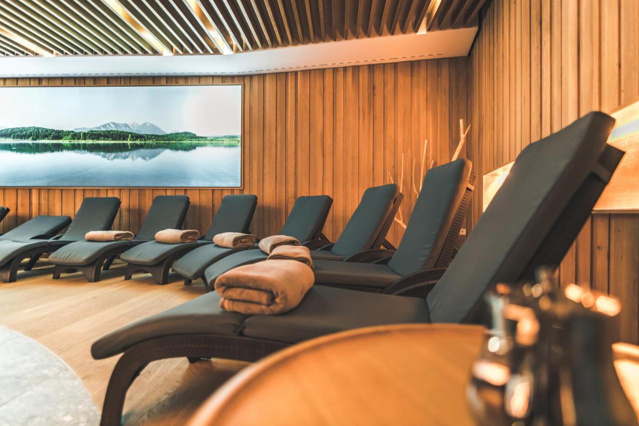 Das Salvator Iris Porsche Landhotel Friesach  Buitenkant foto